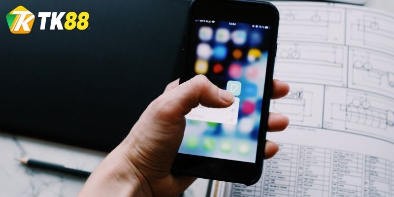 Hướng dẫn chi tiết cách tải app TK88 trên iOS và Android